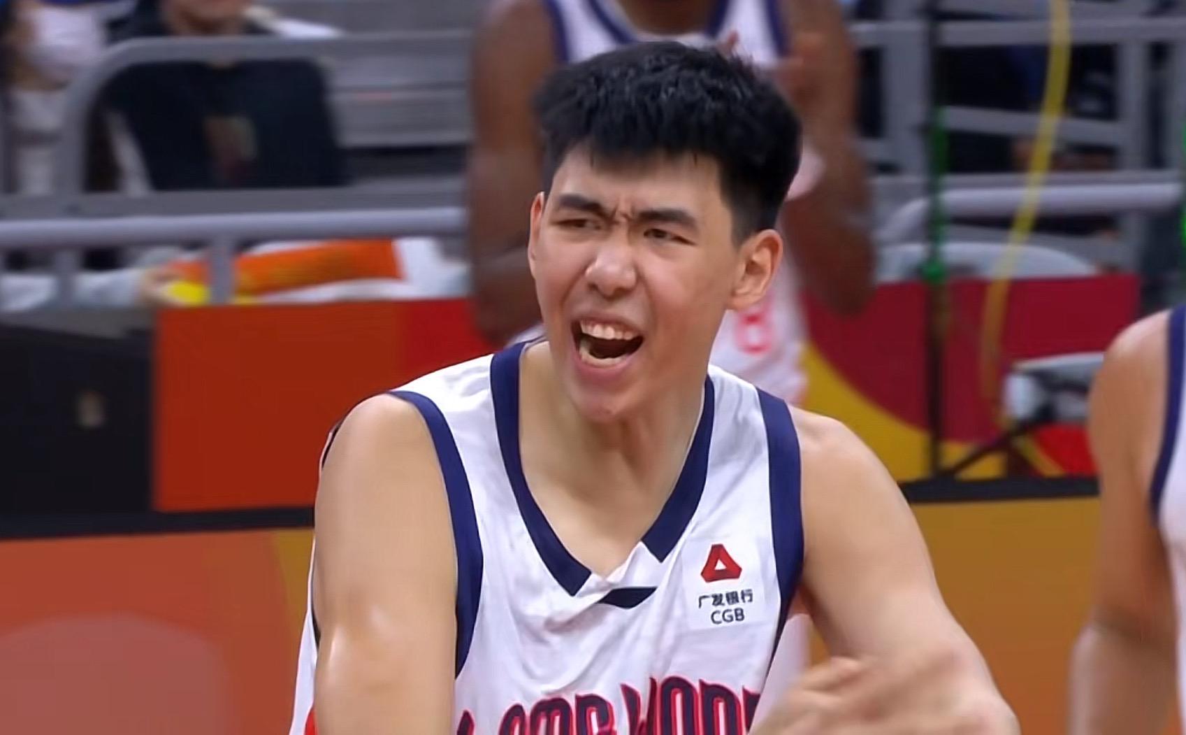 世界杯官方平台下载-广东3消息！徐昕轰17+10打脸杜锋，胡明轩正式归队，徐杰最新伤情